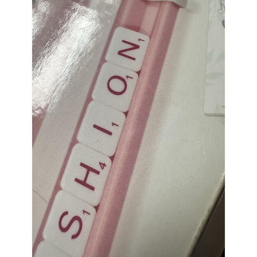 Scrabble Designer's Edition Toys R Us (2008) rotating board Barbie pink VG - Picture 10 of 10